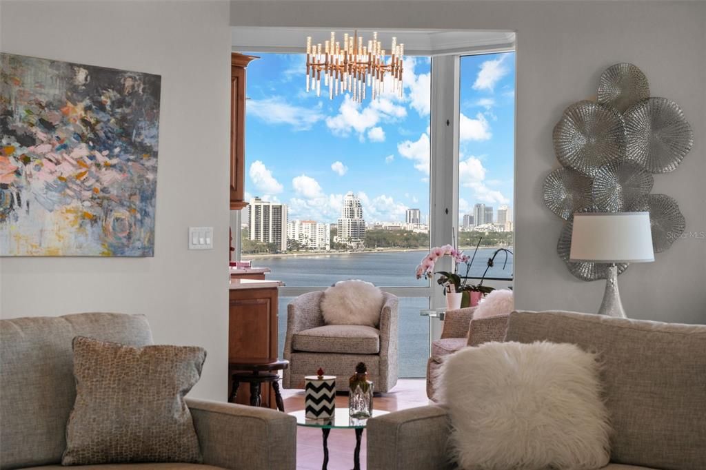 For Sale: $1,599,000 (2 beds, 2 baths, 2442 Square Feet)