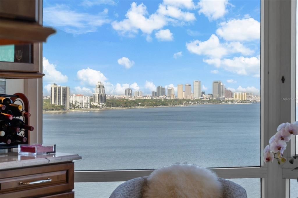 For Sale: $1,599,000 (2 beds, 2 baths, 2442 Square Feet)