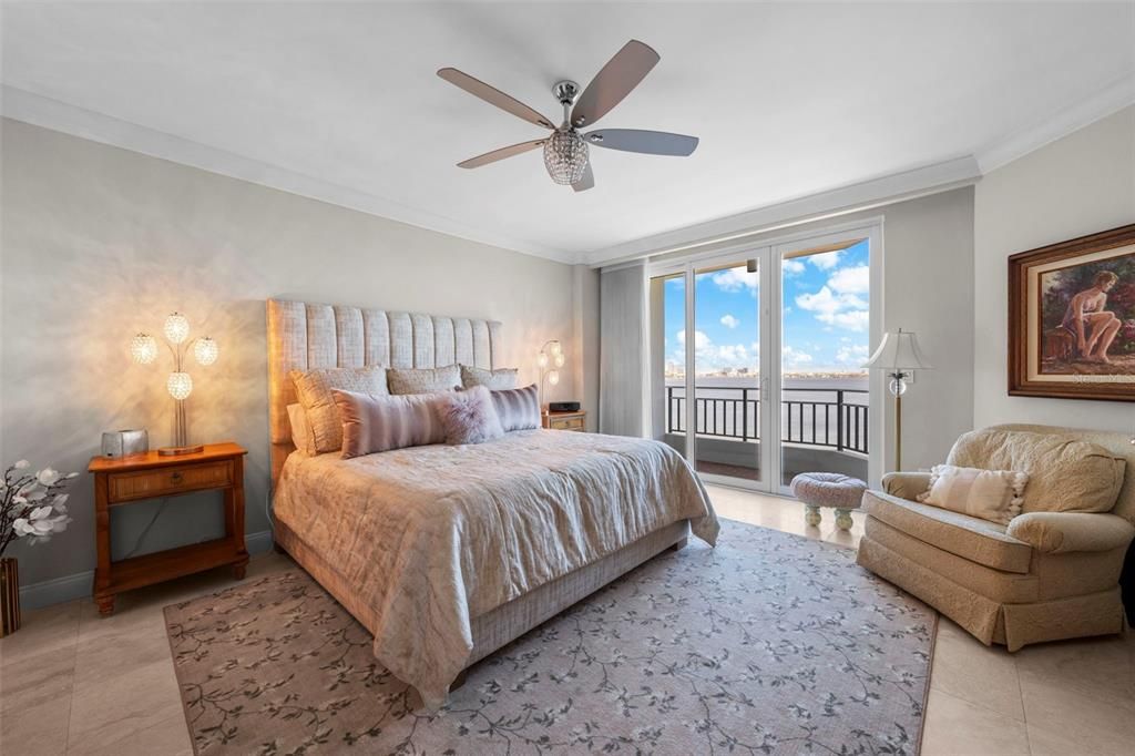 For Sale: $1,599,000 (2 beds, 2 baths, 2442 Square Feet)