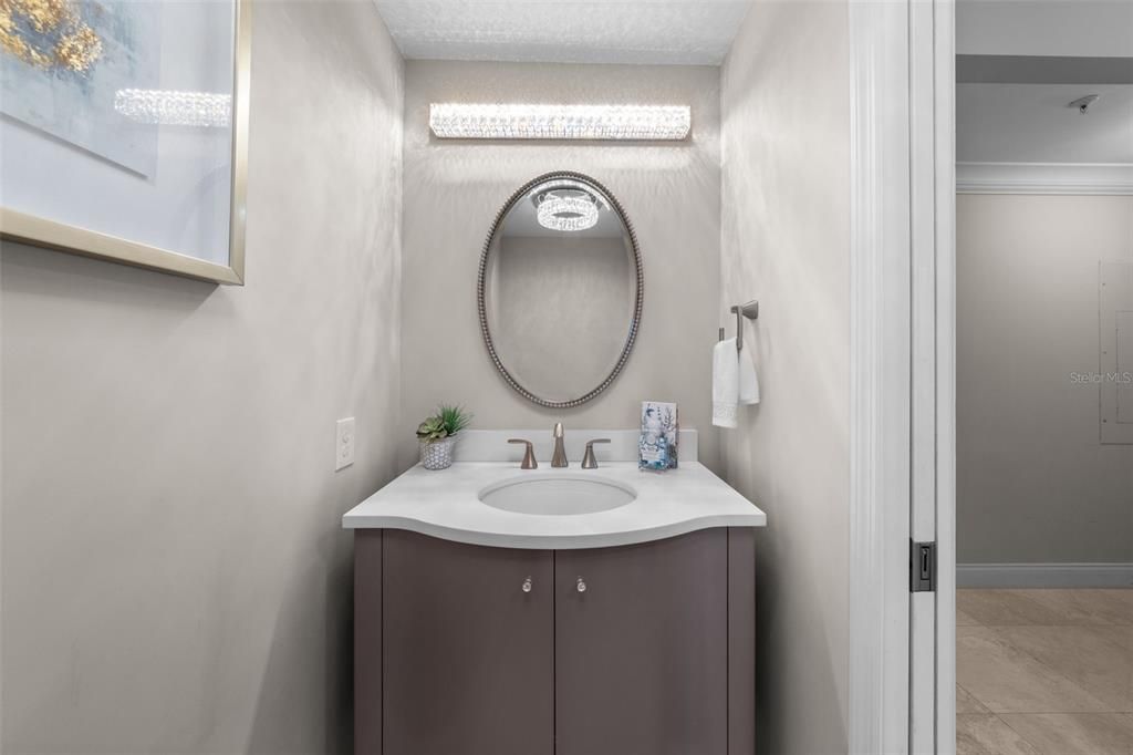 For Sale: $1,599,000 (2 beds, 2 baths, 2442 Square Feet)