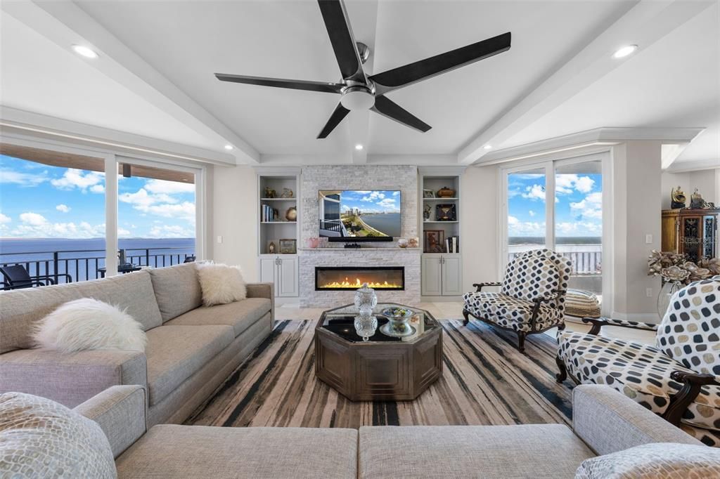 For Sale: $1,599,000 (2 beds, 2 baths, 2442 Square Feet)