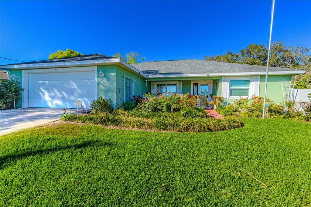 Recently Sold: $349,500 (3 beds, 2 baths, 1603 Square Feet)