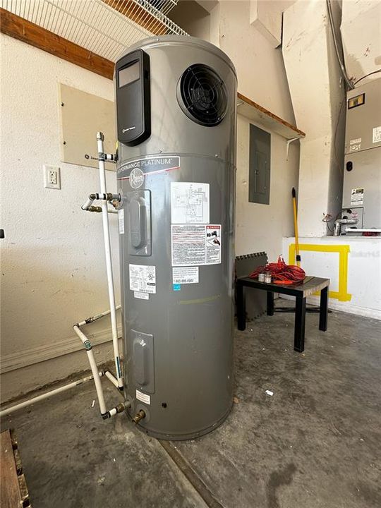 На продажу: $579,983 (4 спален, 2 ванн, 2404 Квадратных фут)