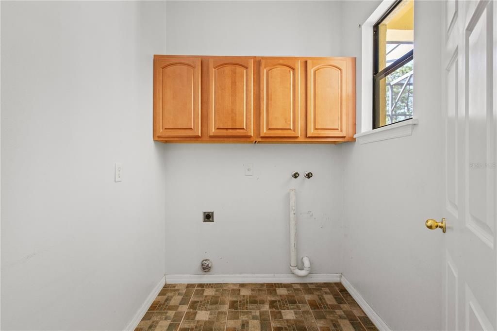 На продажу: $579,983 (4 спален, 2 ванн, 2404 Квадратных фут)