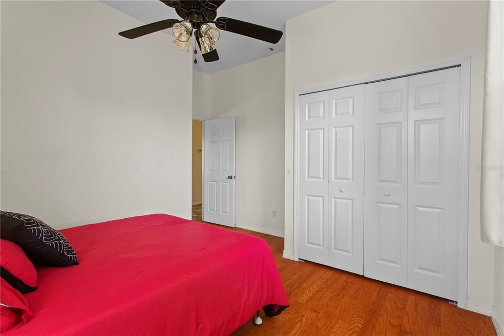 На продажу: $579,983 (4 спален, 2 ванн, 2404 Квадратных фут)