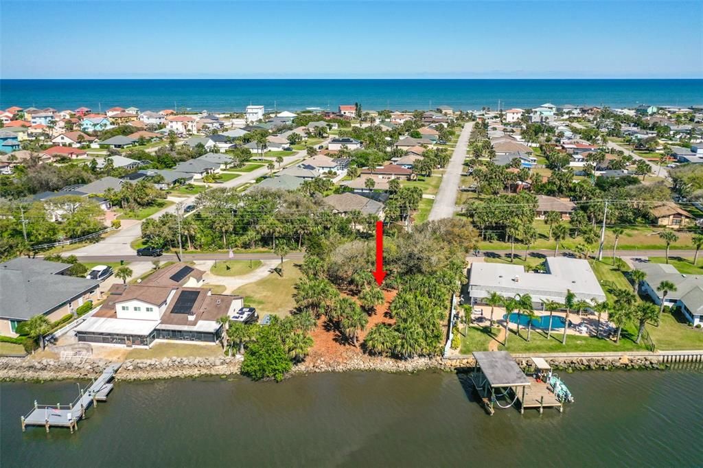 For Sale: $799,000 (0.33 acres)