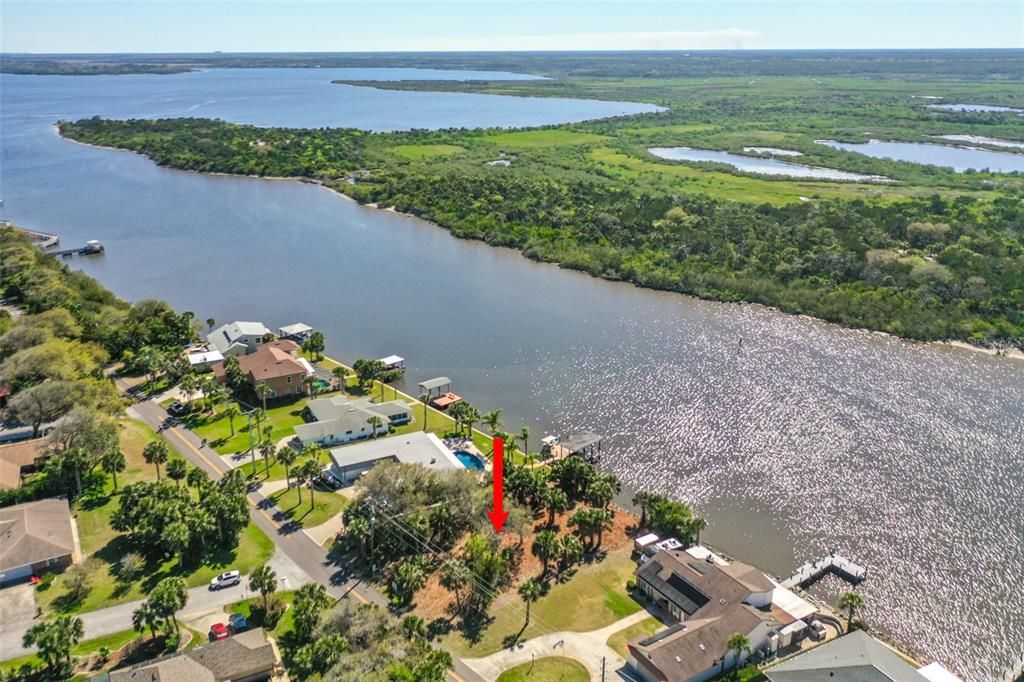 For Sale: $799,000 (0.33 acres)