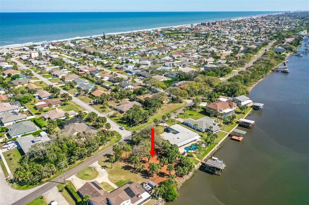 For Sale: $799,000 (0.33 acres)