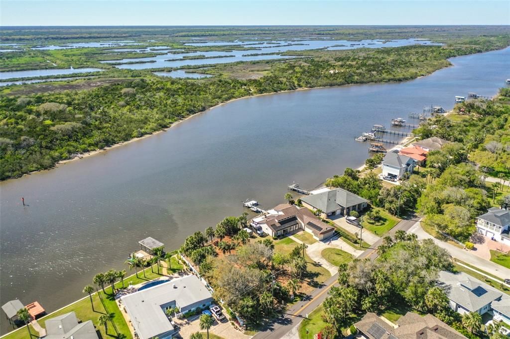 For Sale: $799,000 (0.33 acres)