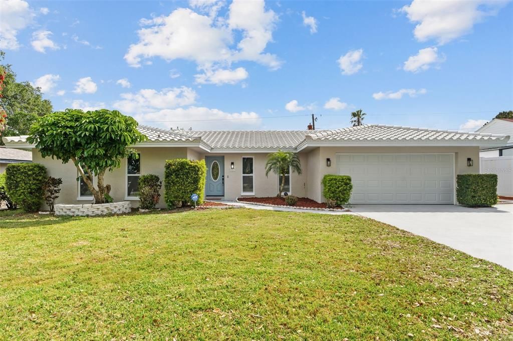 Недавно продано: $544,000 (3 спален, 2 ванн, 1816 Квадратных фут)