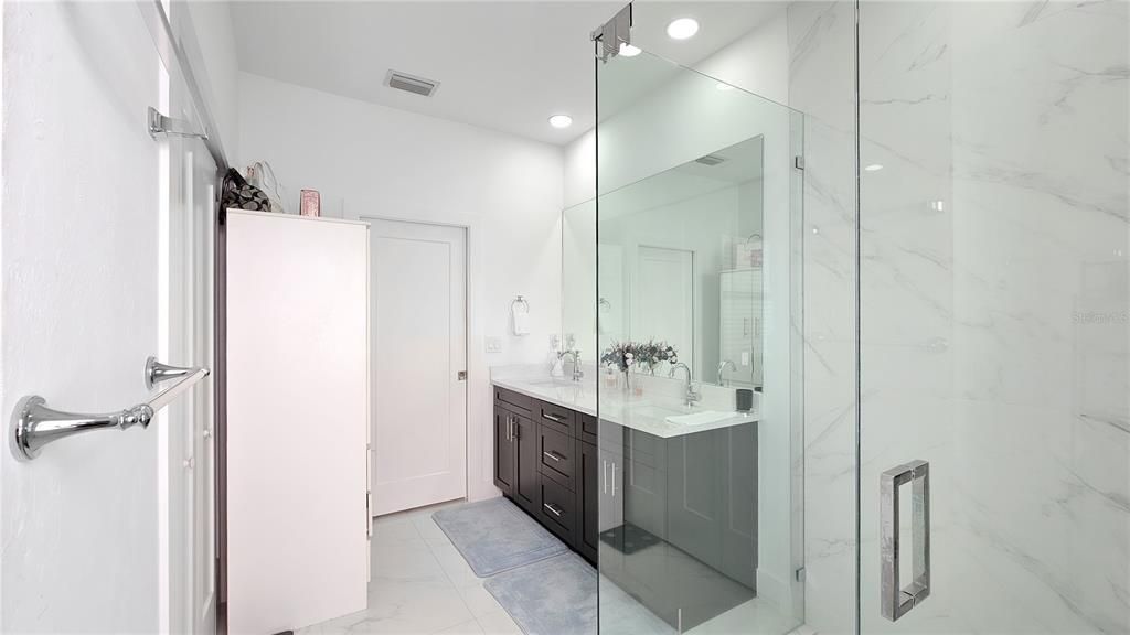 待售: $390,000 (3 贝兹, 2 浴室, 1477 平方英尺)