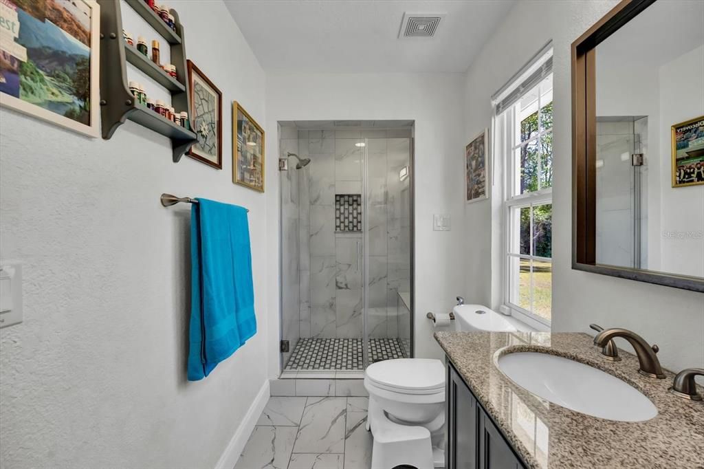 En Venta: $642,000 (5 camas, 2 baños, 2156 Pies cuadrados)