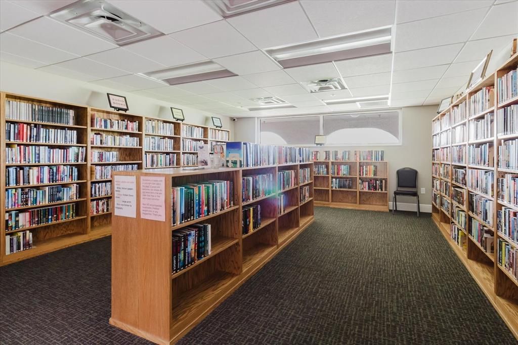 For Sale: $275,000 (2 beds, 2 baths, 1777 Square Feet)