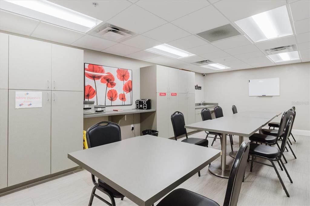 For Sale: $275,000 (2 beds, 2 baths, 1777 Square Feet)