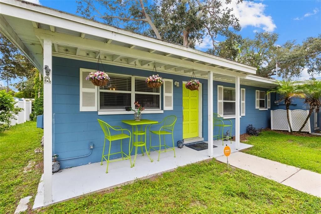 Recently Sold: $349,900 (2 beds, 2 baths, 1182 Square Feet)