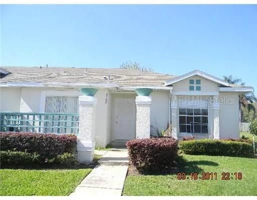 Recently Rented: $1,799 (3 beds, 2 baths, 1109 Square Feet)