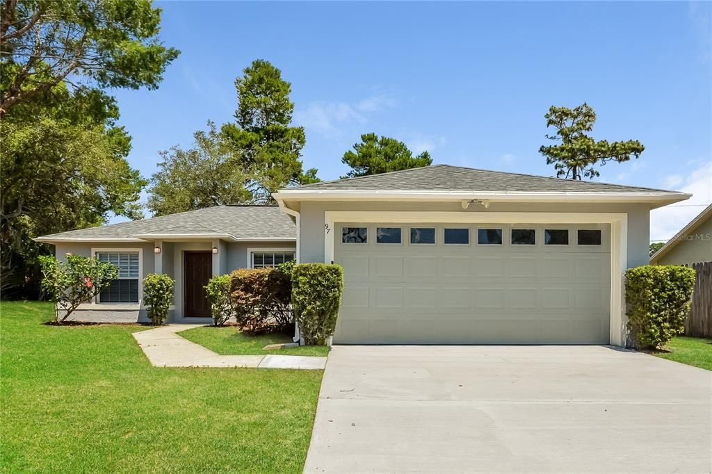 Recently Rented: $1,930 (3 beds, 2 baths, 1196 Square Feet)