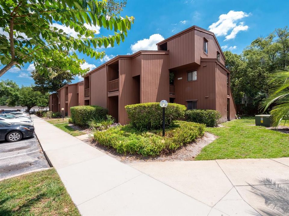 Recently Sold: $189,350 (3 beds, 2 baths, 1278 Square Feet)