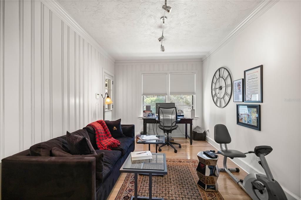 En Venta: $879,000 (3 camas, 3 baños, 2243 Pies cuadrados)