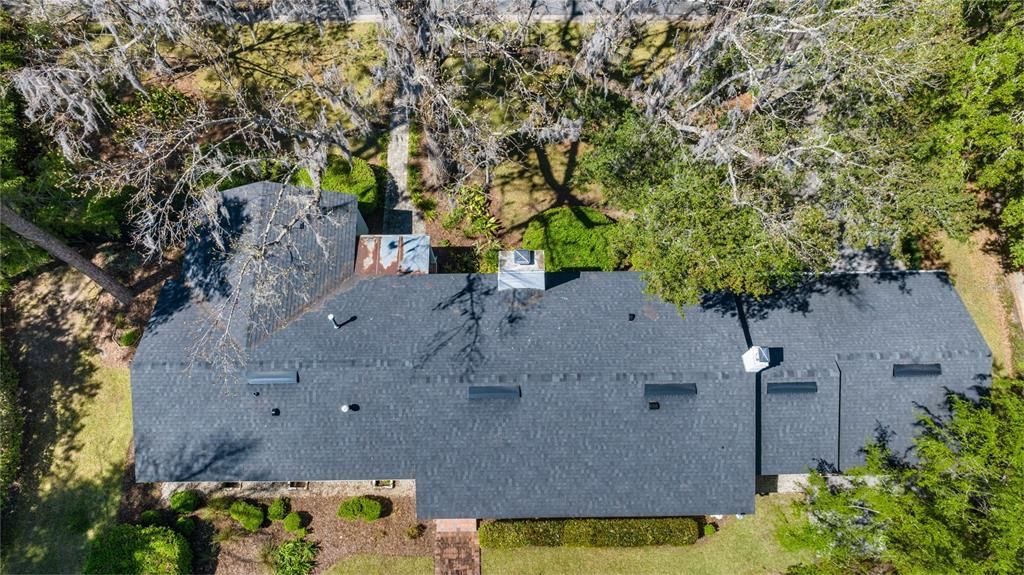 En Venta: $879,000 (3 camas, 3 baños, 2243 Pies cuadrados)