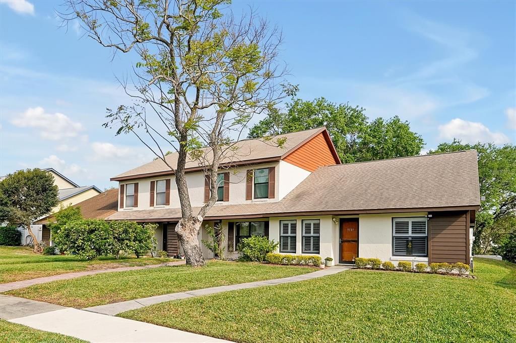 Recently Sold: $279,975 (2 beds, 2 baths, 1068 Square Feet)