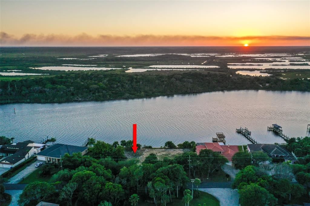 For Sale: $1,300,000 (0.30 acres)