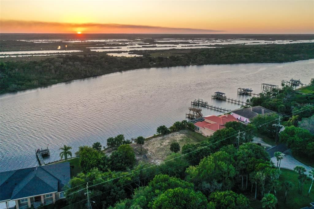 For Sale: $1,300,000 (0.30 acres)