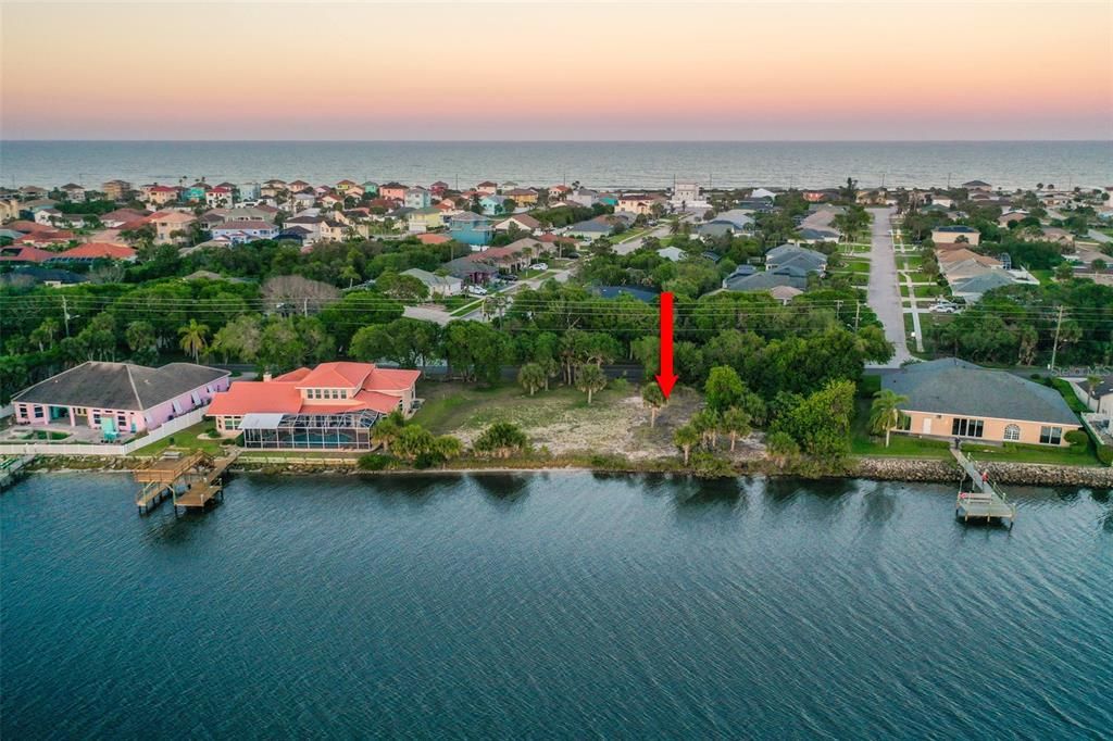 For Sale: $1,300,000 (0.30 acres)