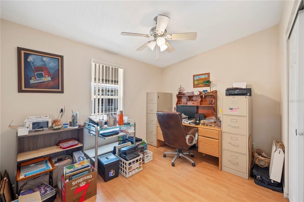 待售: $275,000 (2 贝兹, 2 浴室, 1152 平方英尺)