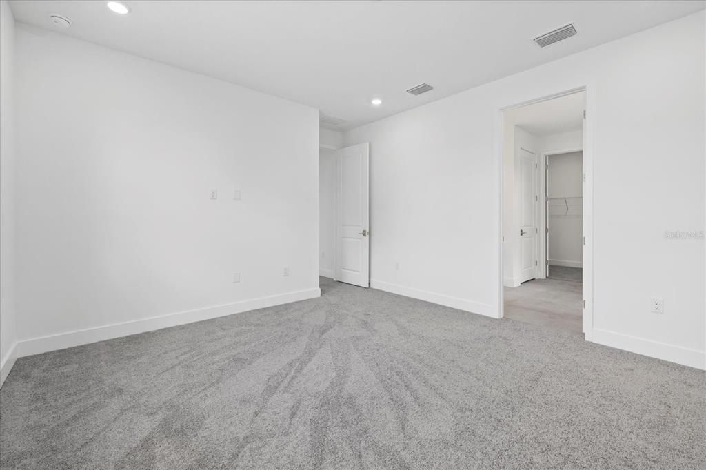 Active With Contract: $349,999 (3 beds, 2 baths, 1954 Square Feet)