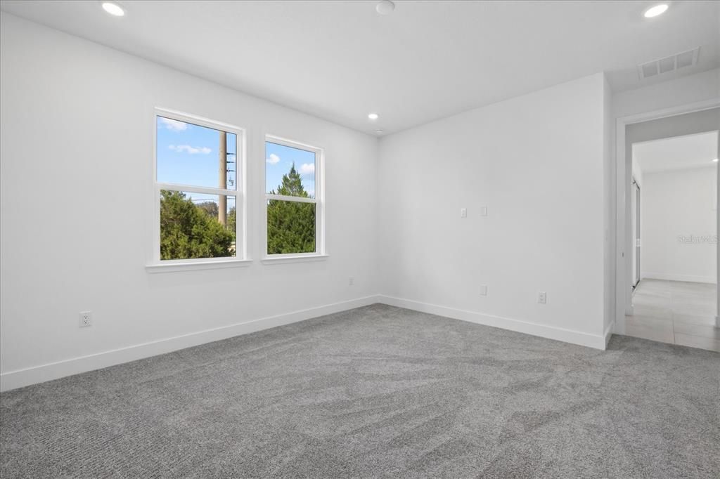 Active With Contract: $349,999 (3 beds, 2 baths, 1954 Square Feet)