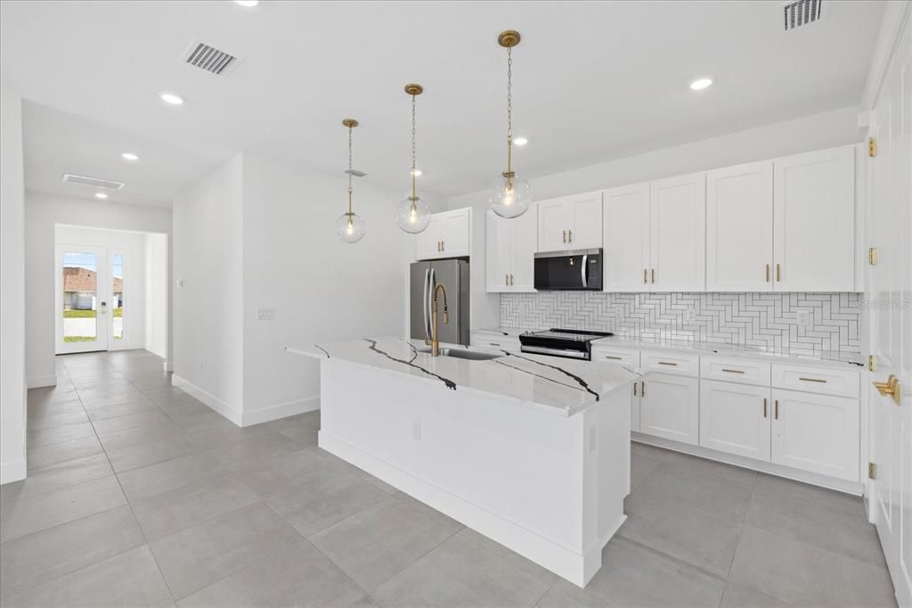 Active With Contract: $349,999 (3 beds, 2 baths, 1954 Square Feet)