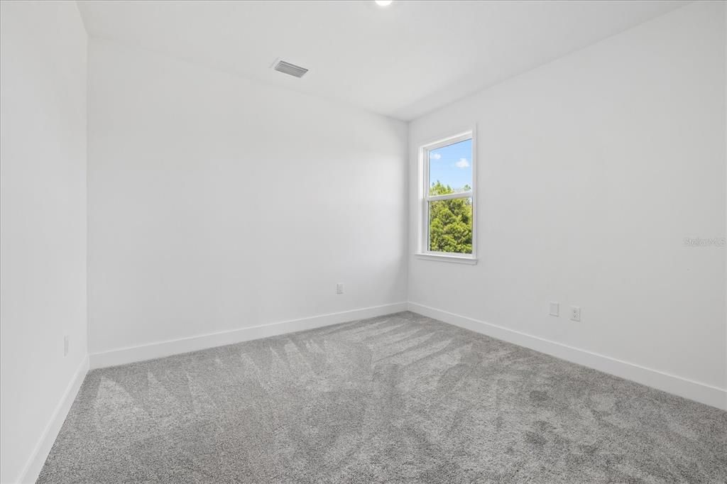 Active With Contract: $349,999 (3 beds, 2 baths, 1954 Square Feet)