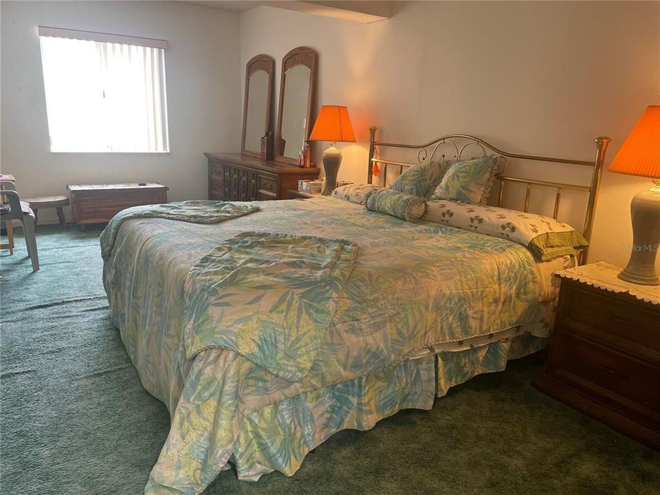 En Venta: $385,000 (3 camas, 3 baños, 2344 Pies cuadrados)