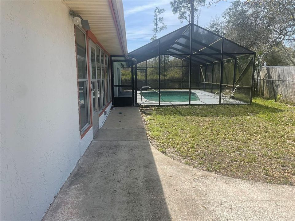 En Venta: $385,000 (3 camas, 3 baños, 2344 Pies cuadrados)