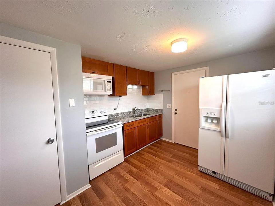 На продажу: $1,295,000 (0 спален, 0 ванн, 4212 Квадратных фут)