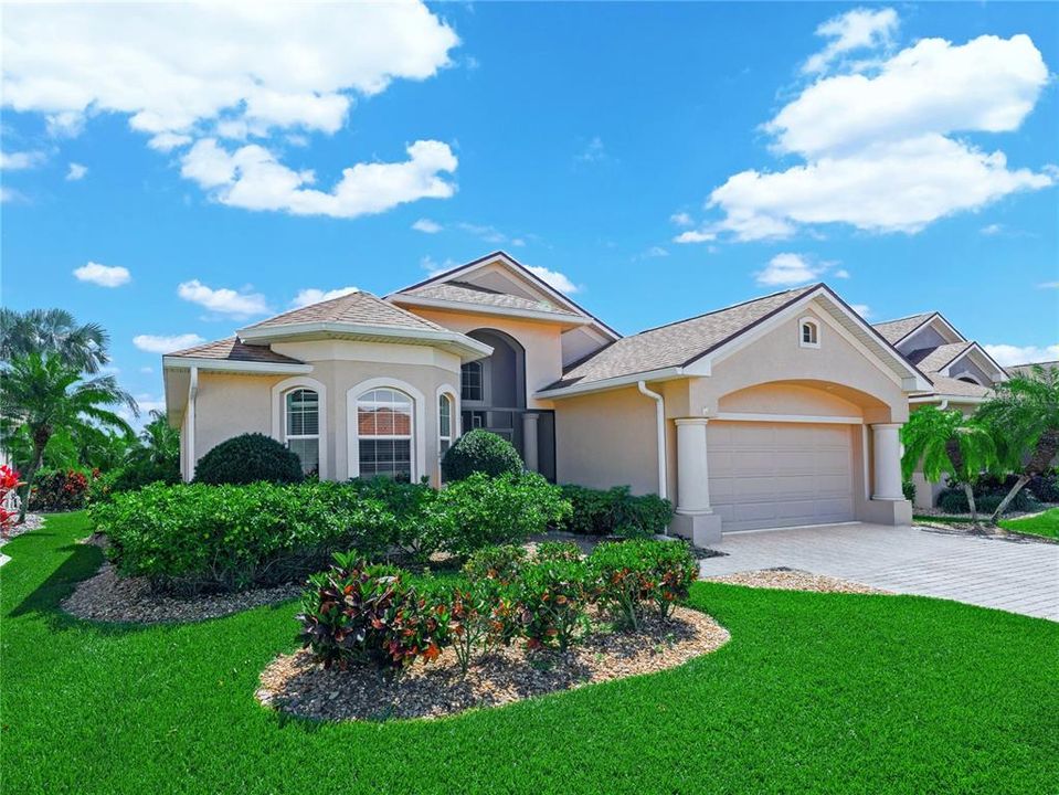 Недавно продано: $359,900 (3 спален, 2 ванн, 1838 Квадратных фут)