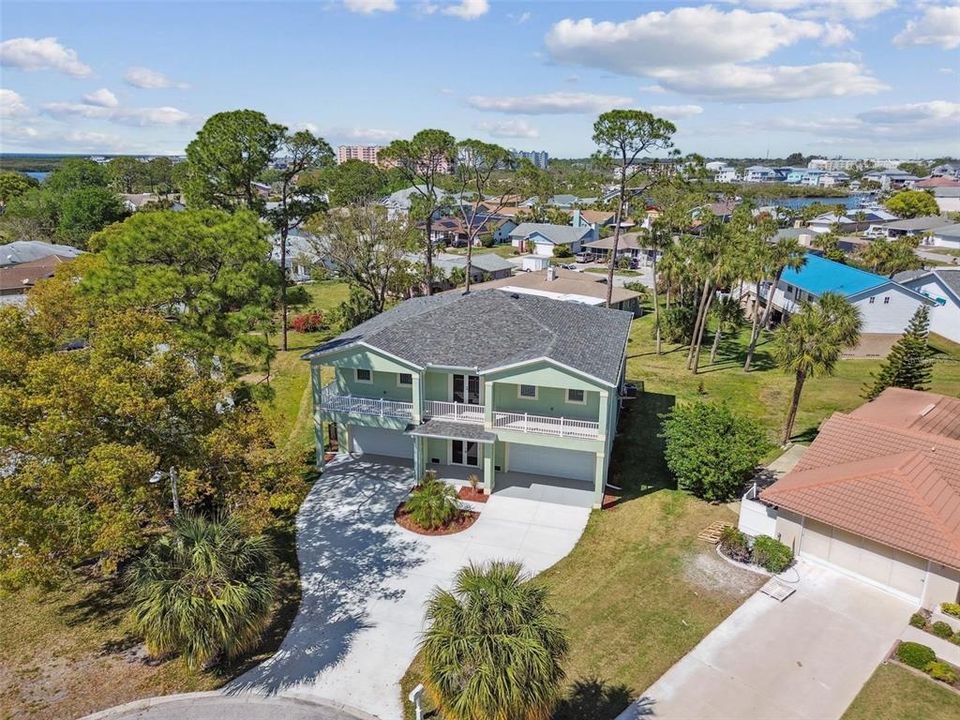 For Sale: $679,000 (4 beds, 2 baths, 2137 Square Feet)