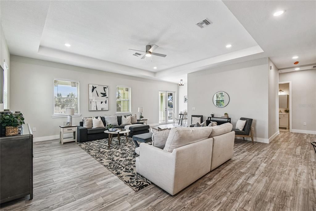 For Sale: $679,000 (4 beds, 2 baths, 2137 Square Feet)