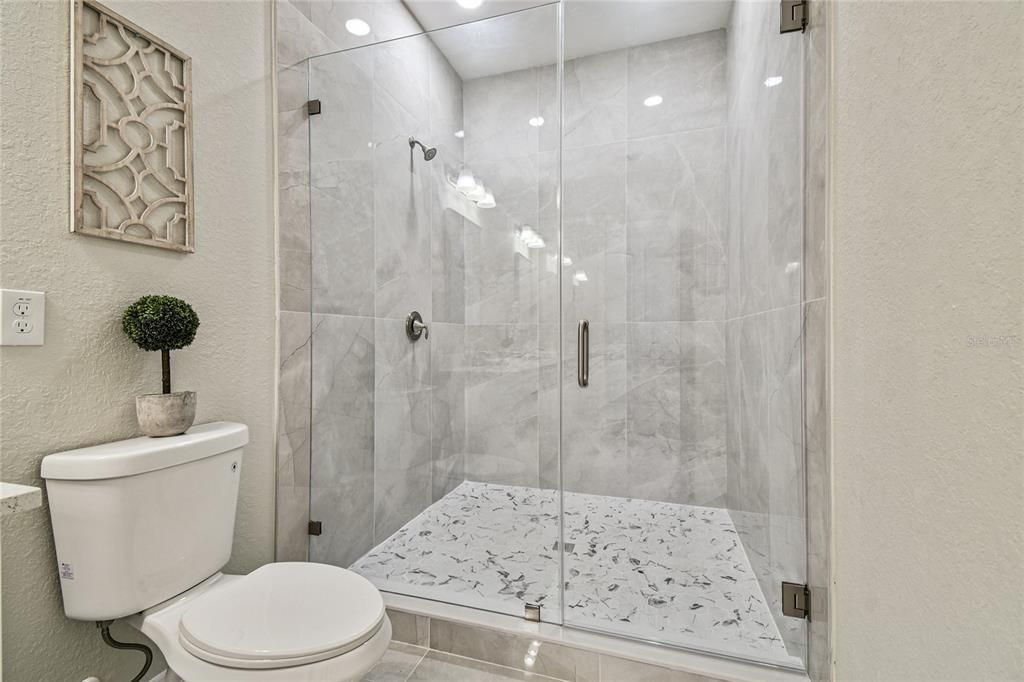 For Sale: $679,000 (4 beds, 2 baths, 2137 Square Feet)