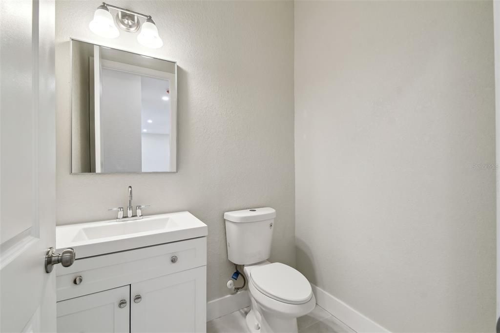 For Sale: $679,000 (4 beds, 2 baths, 2137 Square Feet)