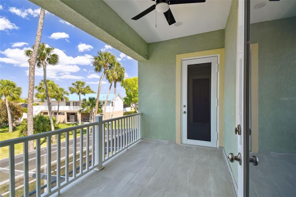 For Sale: $679,000 (4 beds, 2 baths, 2137 Square Feet)