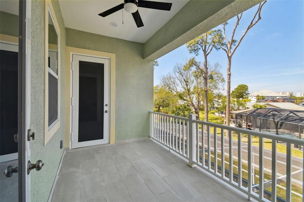 For Sale: $679,000 (4 beds, 2 baths, 2137 Square Feet)