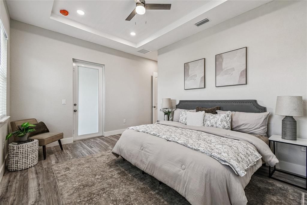 For Sale: $679,000 (4 beds, 2 baths, 2137 Square Feet)