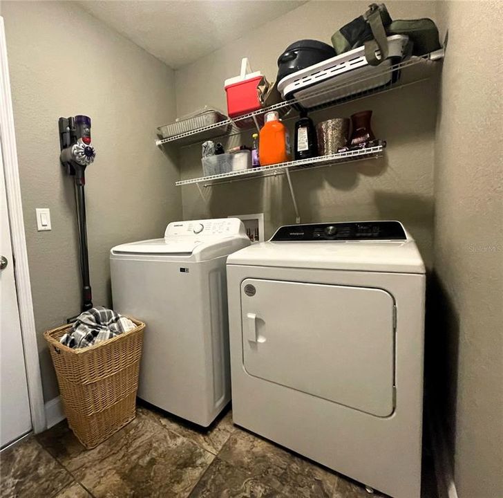 For Sale: $384,900 (4 beds, 2 baths, 1762 Square Feet)