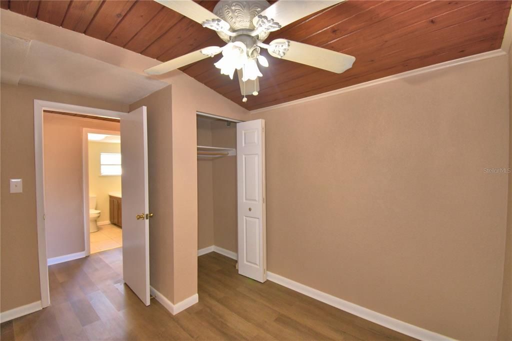 待售: $237,400 (3 贝兹, 1 浴室, 1509 平方英尺)