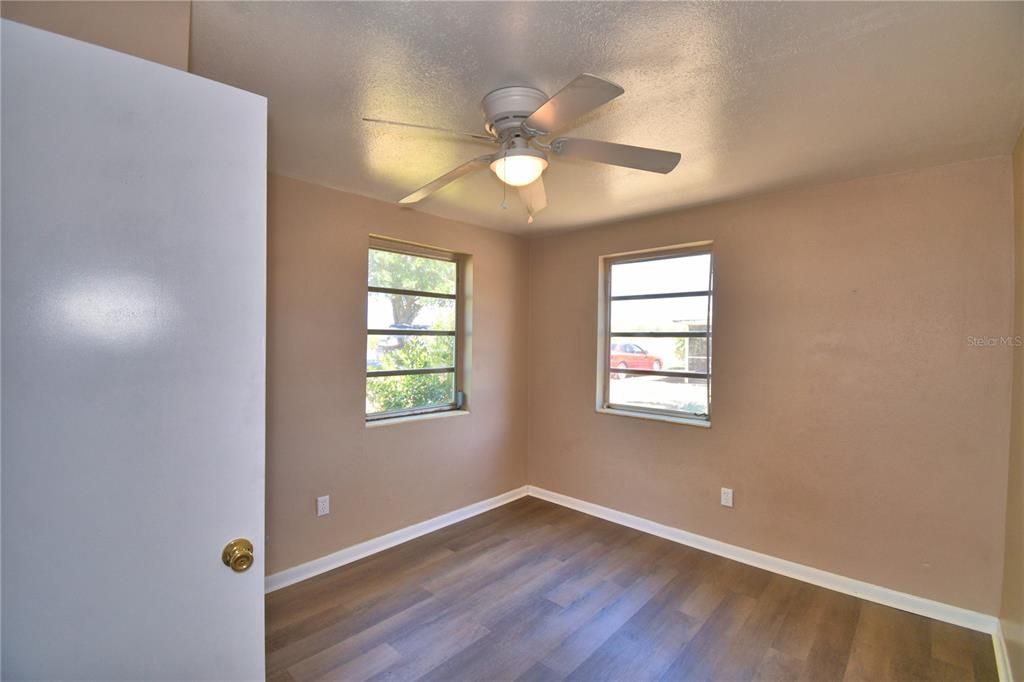 待售: $237,400 (3 贝兹, 1 浴室, 1509 平方英尺)