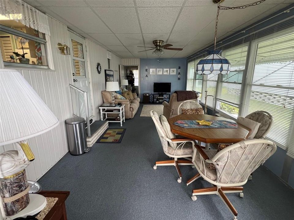 For Sale: $148,500 (2 beds, 2 baths, 1248 Square Feet)