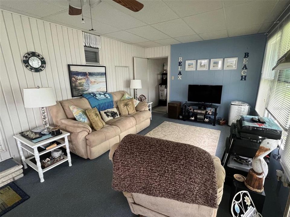 For Sale: $148,500 (2 beds, 2 baths, 1248 Square Feet)