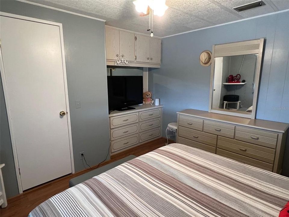 For Sale: $148,500 (2 beds, 2 baths, 1248 Square Feet)